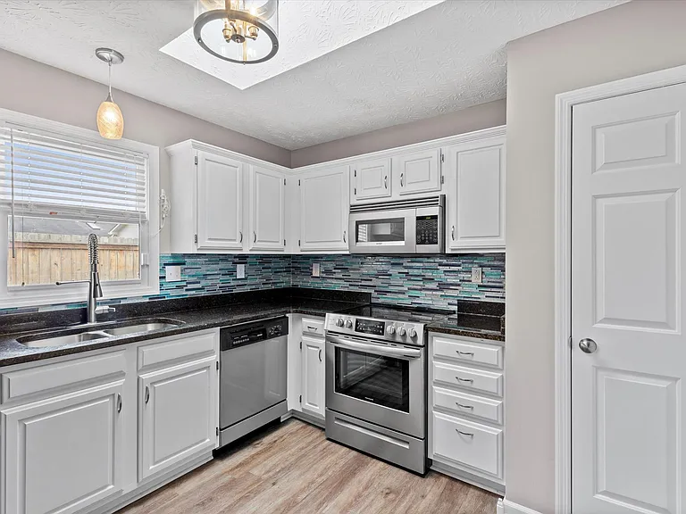 3534 Cave Hill Pl — Photo 11