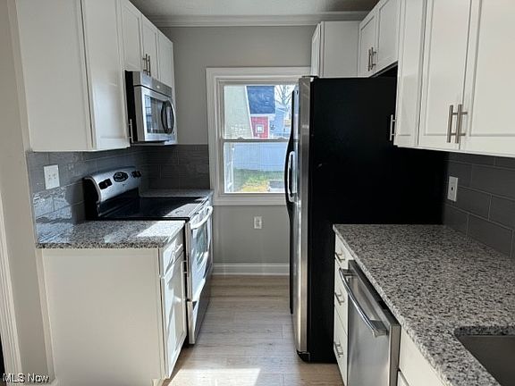2nd image of 456 Grandview Ave