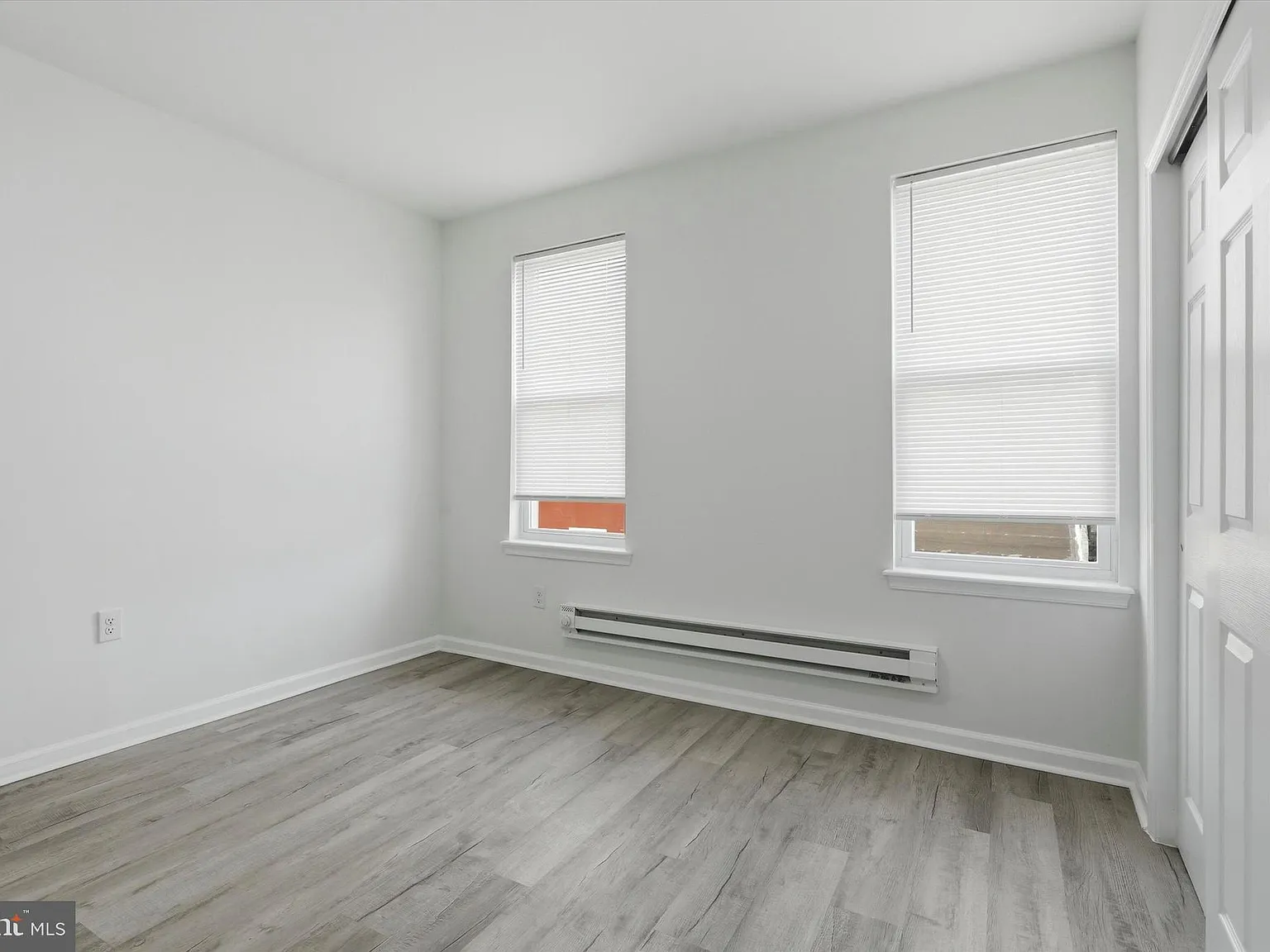 3 bed, 1260 sqft, $1,995 — Photo 3