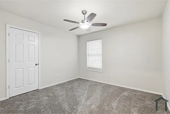 4540 Benham Dr — Photo 16