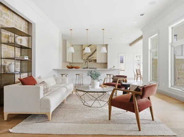 10259 Brangus Rd, Driftwood, TX 78619