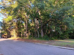 1211 Stewart Rd, Mobile, AL 36605