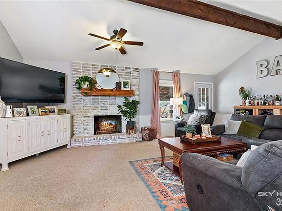 5th image of 1533 S Heritage Cir