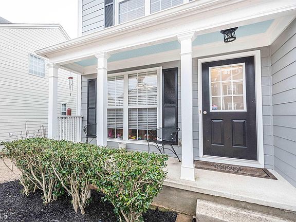 3rd image of 204 Ashland Dr #38