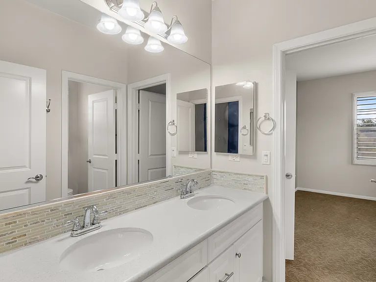 12 Zabila St — Photo 22