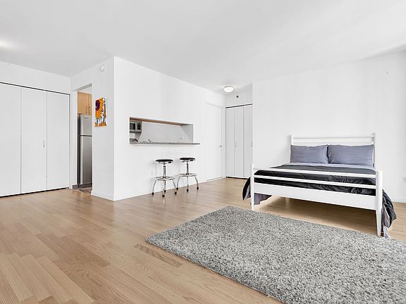 3rd image of 2 Gold St APT 1602