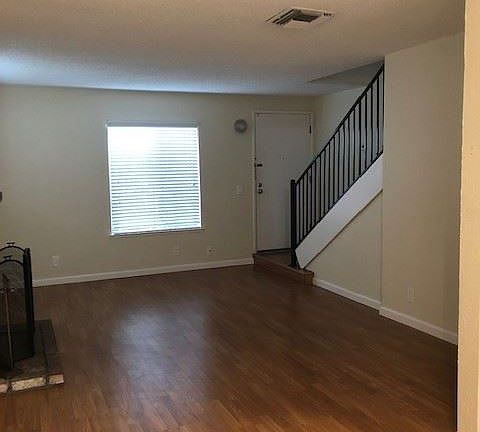 2nd image of 2709 D St APT 1