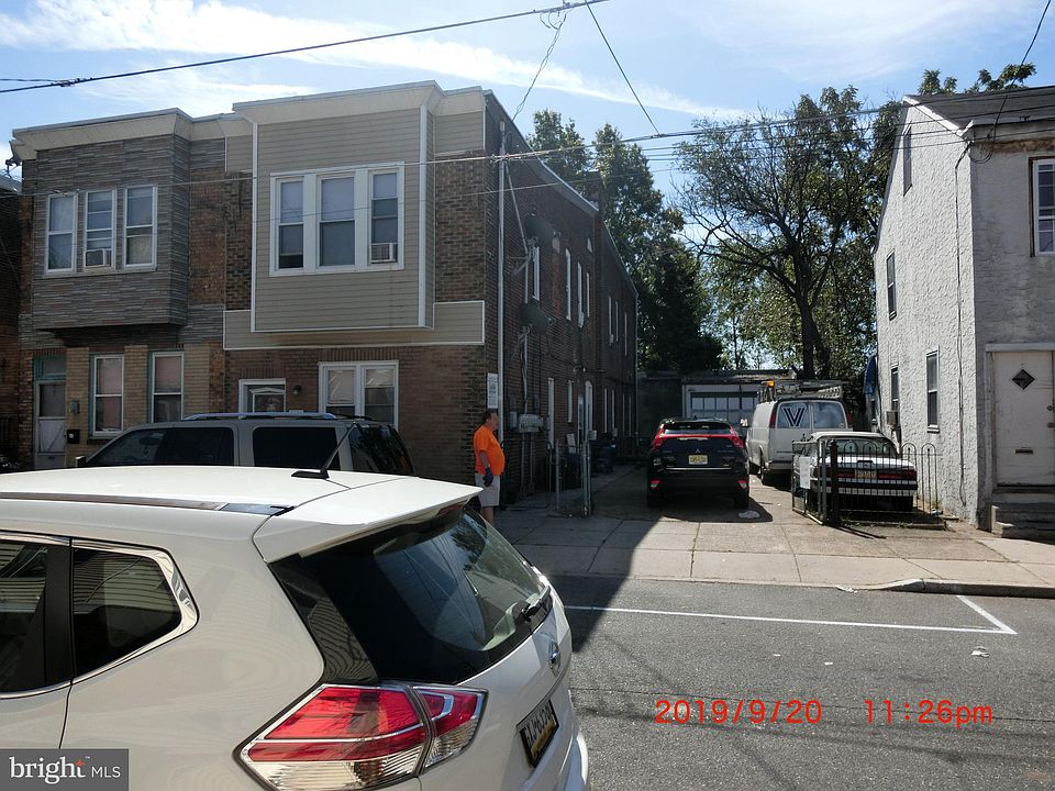 1st image of 4721-23 Melrose St