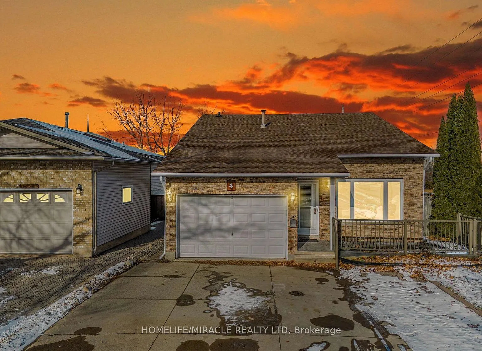 8 bed, $2,900 — Photo 1