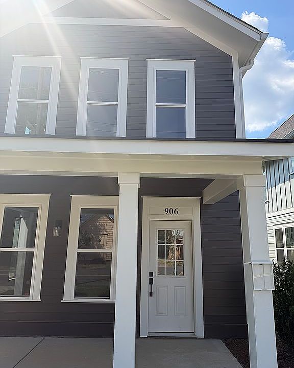 1st image of 906 S Hamilton St