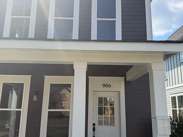 906 S Hamilton St, Dalton, GA 30720