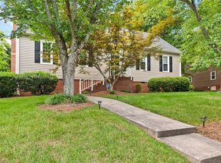 1401 Overland Dr, High Point, NC 27262