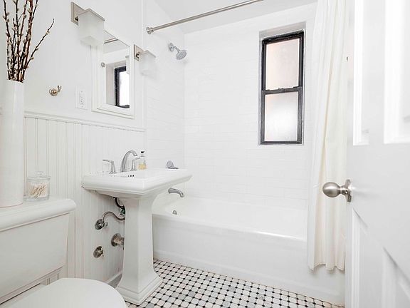5th image of 35-45 79th St APT 4K