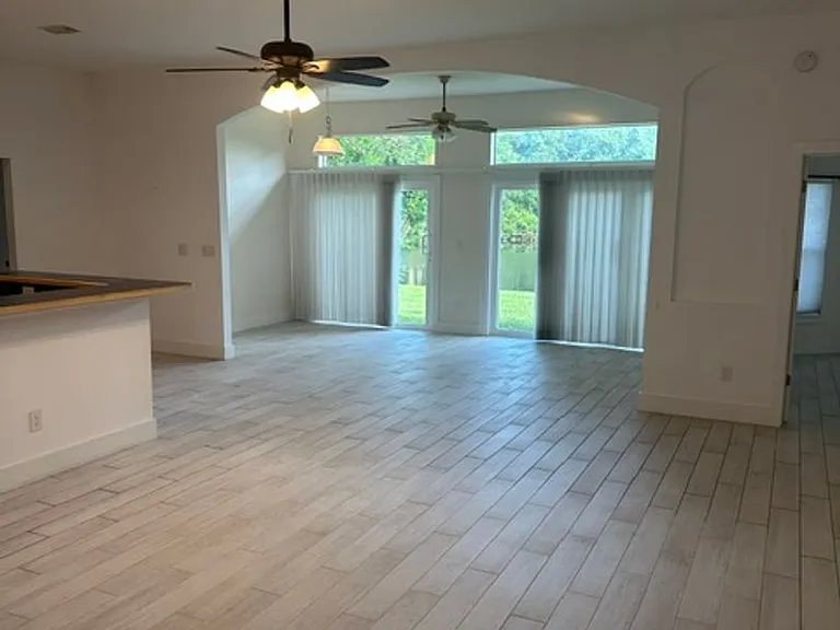 105 Oceans Edge Dr — Photo 13
