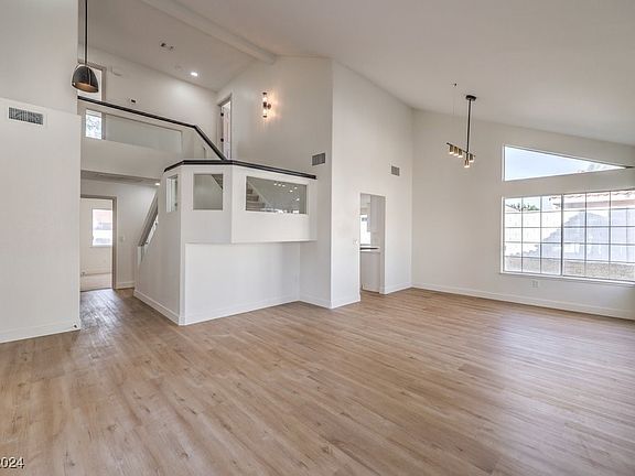 5th image of 5805 Cantada Cir