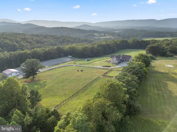 2236 Craigs Store Rd, Afton, VA 22920