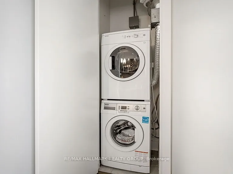 255 Bay St #801 — Photo 26