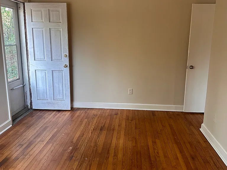 198 Kimberly Ave #7 — Photo 21