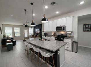 2394 Post St, Palm Springs, FL 33406