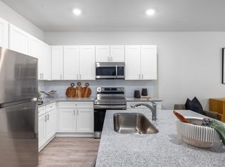 201 Powers Pass #4-403, Bloomingdale, GA 31302