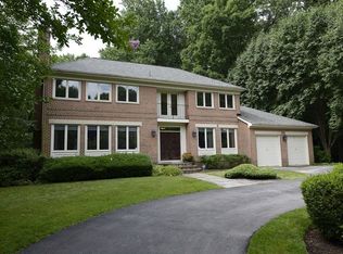 9241 Vendome Dr, Bethesda, MD 20817