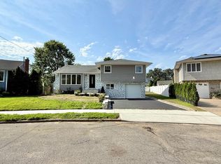 2166 Isabelle Ct, North Bellmore, NY 11710