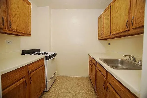 Rented by Duradox Management LLC | media 3