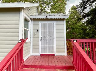 33424 Holcomb Creek Dr, Green Valley Lake, CA 92341