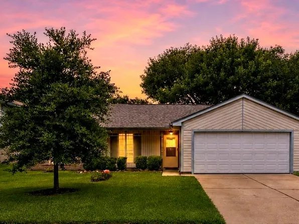 18066 Forest Cedars Dr, Houston, TX 77084