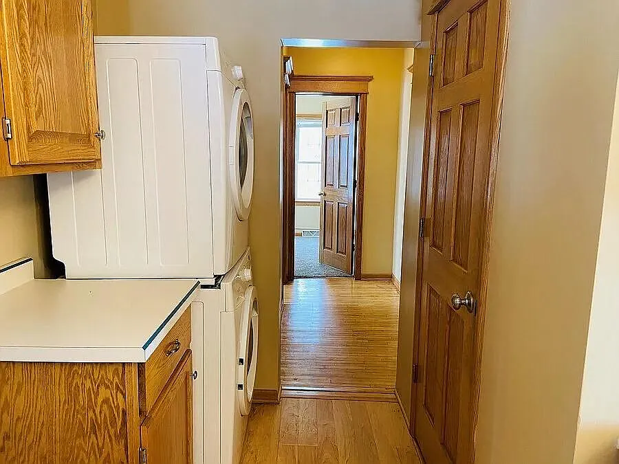 914 12th Avenue N - 914 #1 — Photo 2