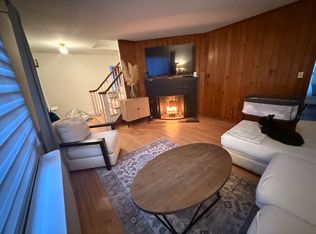 590 Stillson Rd, Fairfield, CT 06824