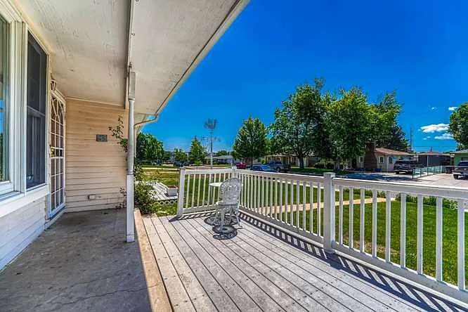 5475 E Atlantic Pl — Photo 33