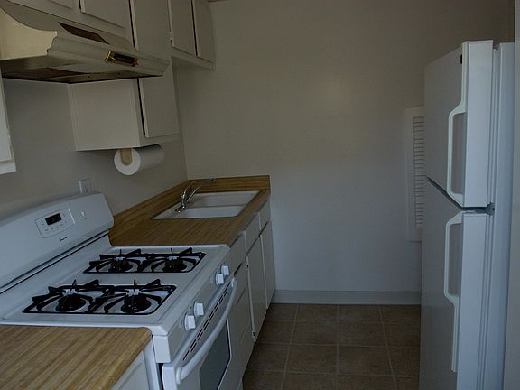 5th image of 1628 W Oceanfront APT 9