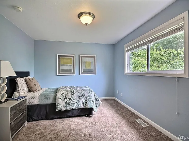 9108 NE 141st St — Photo 16