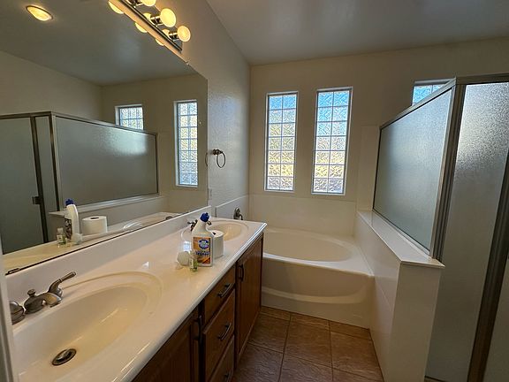 4th image of 10610 W Lone Cactus Dr