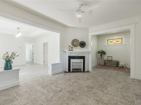 4th image of 1924 S 24th St