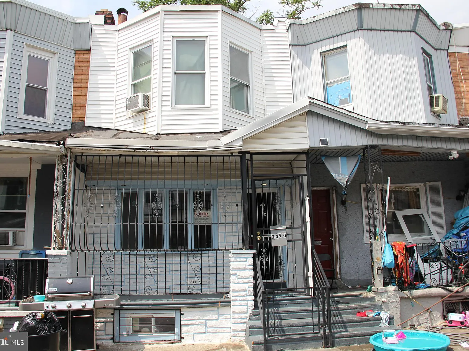 Studio, 728 sqft, $640 — Photo 2