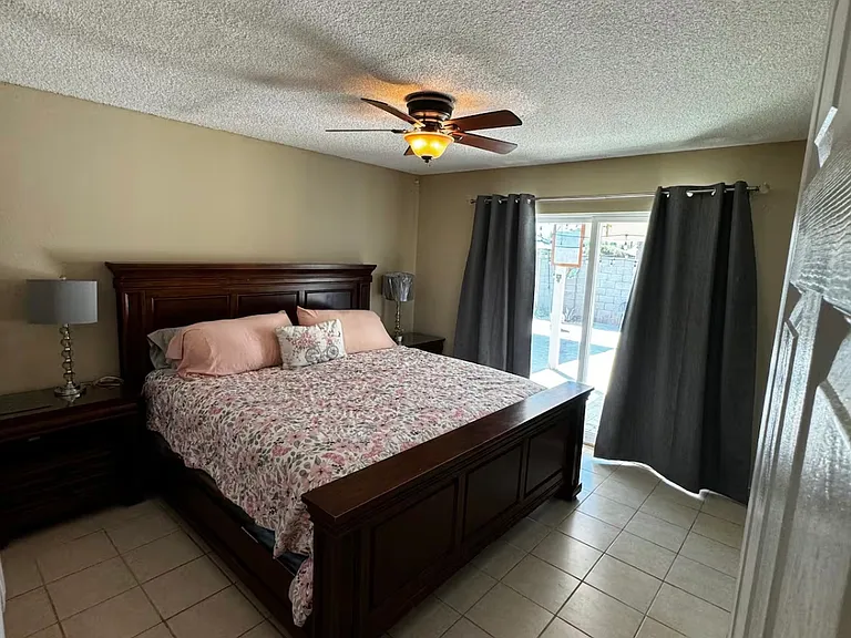 1213 W Galveston St — Photo 11