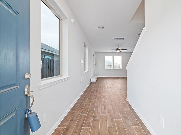5th image of 21622 Buttonsage Ln