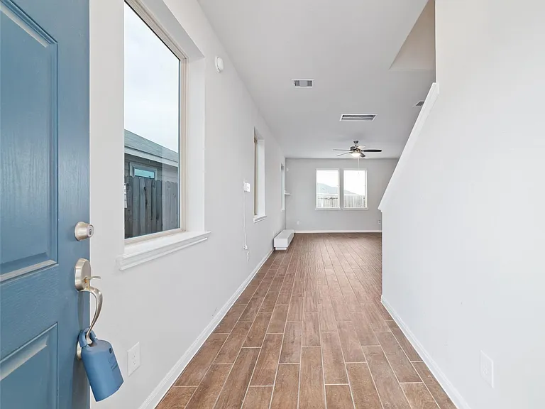 21622 Buttonsage Ln — Photo 5