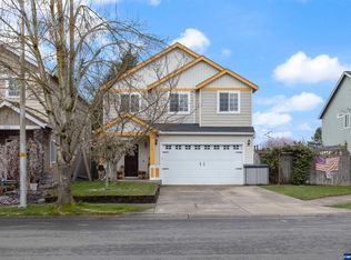 968 Morning Glory Dr, Independence, OR 97351