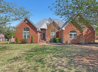 92 Northwyke Dr, Jackson, TN 38305