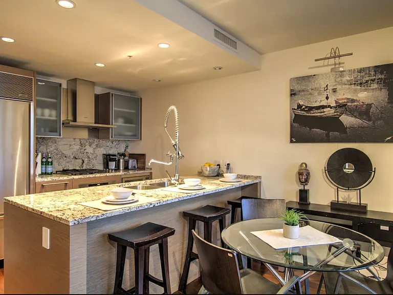 1111 Alberni St #2907 — Photo 9
