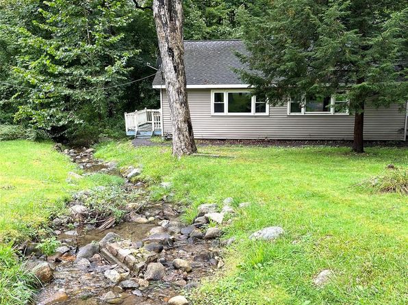 6 Storybrook Ln W #2