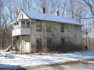 623 Depot Hill Rd, Poughquag, NY 12570