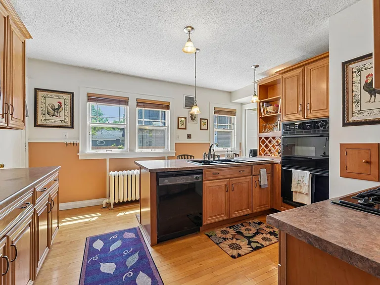 1771 James Ave S #1 — Photo 13