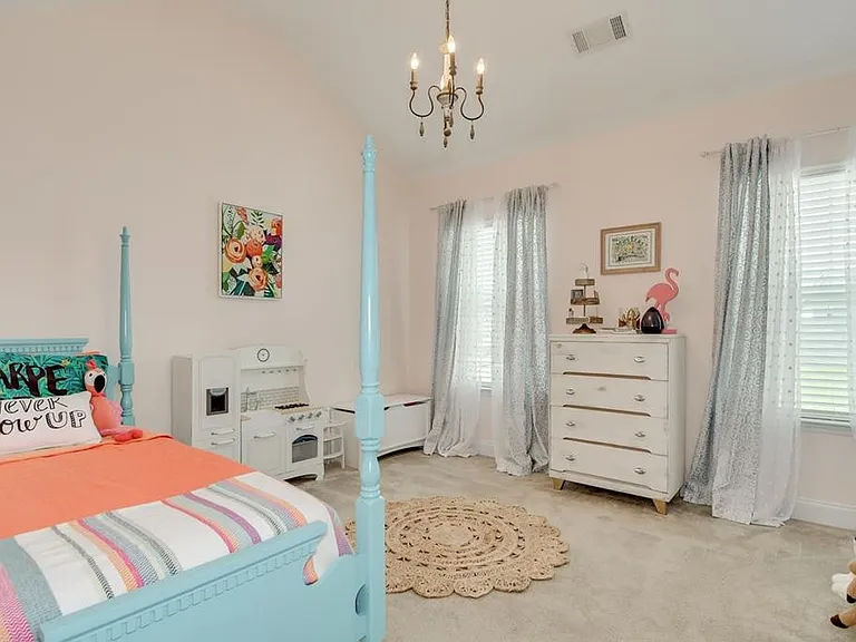 1554 Driftwood Ln — Photo 12