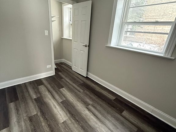 4th image of 2346 S Whipple St #1F