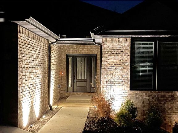 5th image of 5 Burns Cir