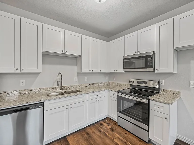 Dishwasher, Range Oven, Microwave, Waste Disposal